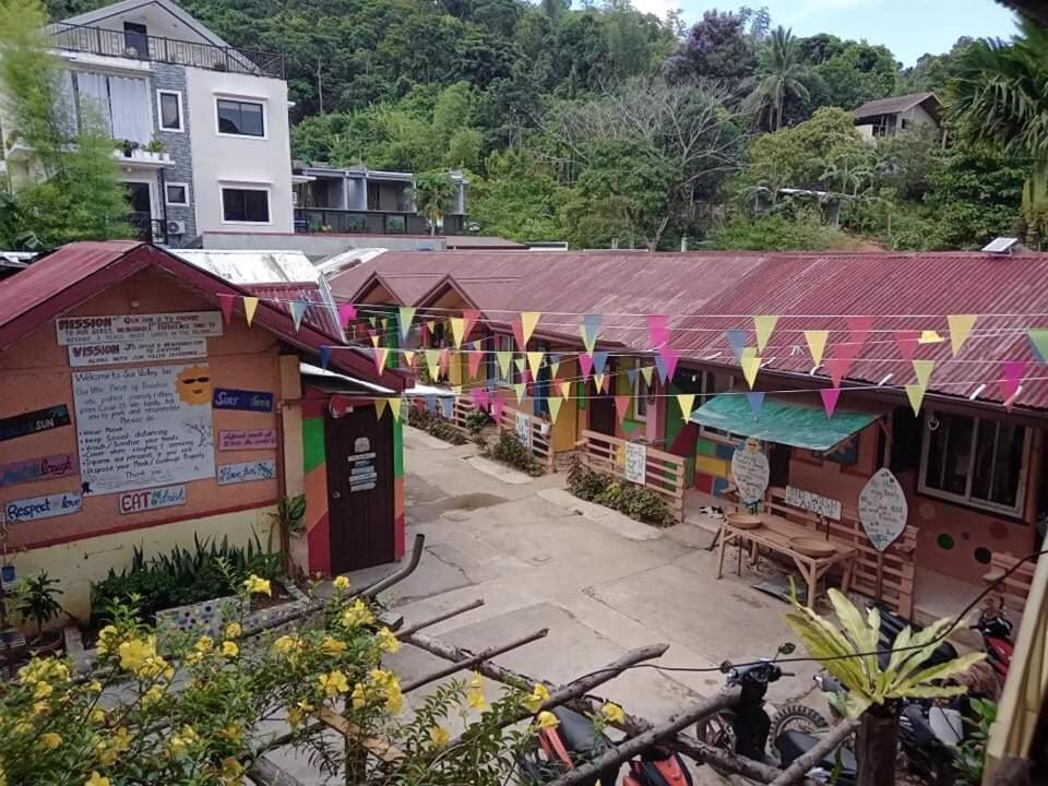 El Nido Hostel Sun Valley Extérieur photo